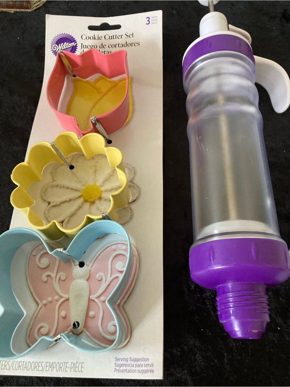 Wilton Cookie Cutter Set Dessert Decorator Plus Kit